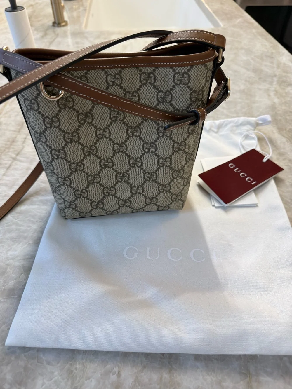 Gucci Nano Bucket Bag GG Supreme Crossbody - Picture 6 of 14